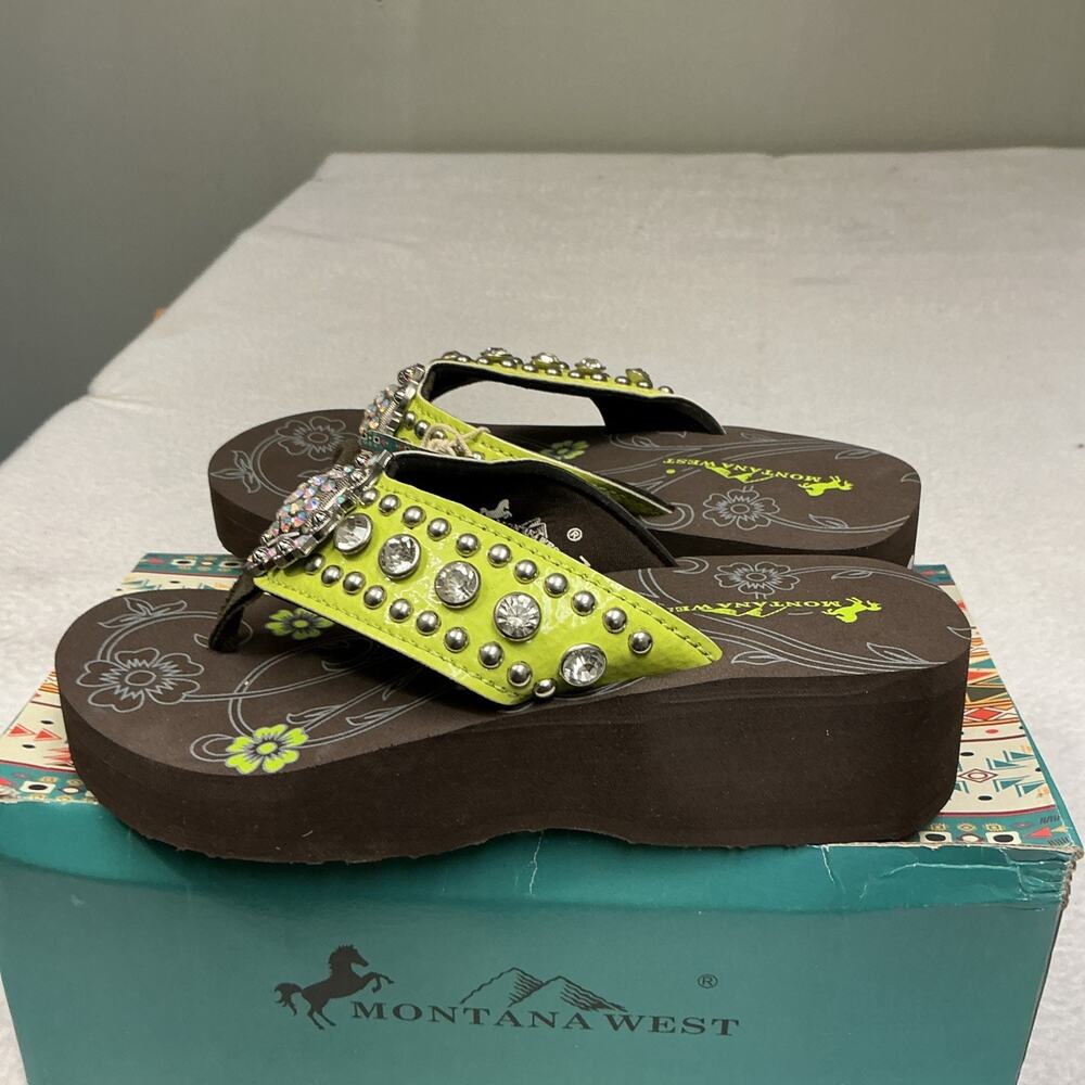 Montana West Women's Brown Flip Flops with Rhinestone Detail Size 7 NWT . 3431 - Picture 3 of 9